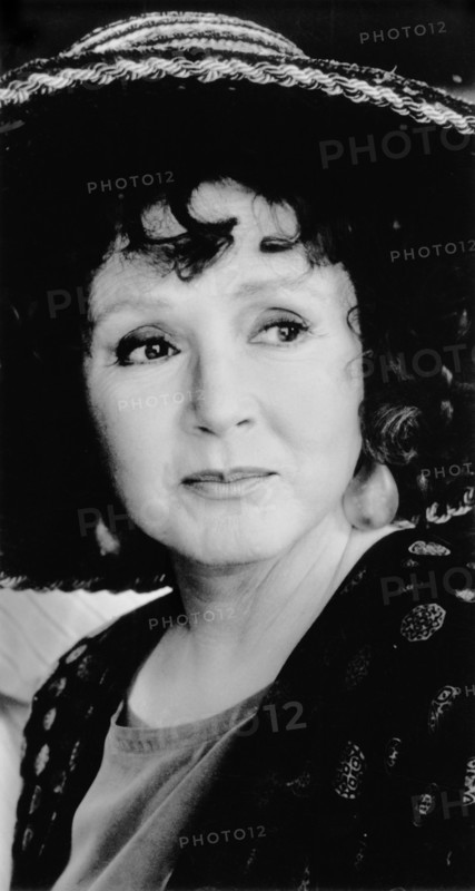 Piper Laurie, Publicity Portrait for the Film, "Rich in Love", MGM, 1992