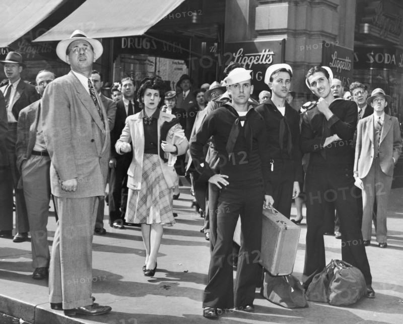 World War II, D-Day, Times Square, New York City, historical,