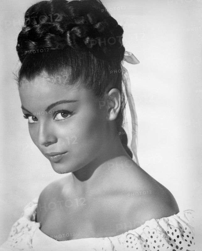 Maria Granada, woman, actress, celebrity, entertainment, historical,