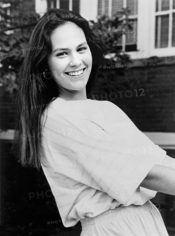 Annabeth Gish, woman, actress, celebrity, entertainment, historical,