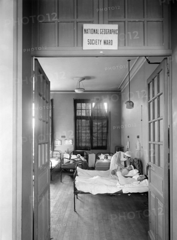 Ward donated by the National Geographic Society in the American Military Hospital No. 1