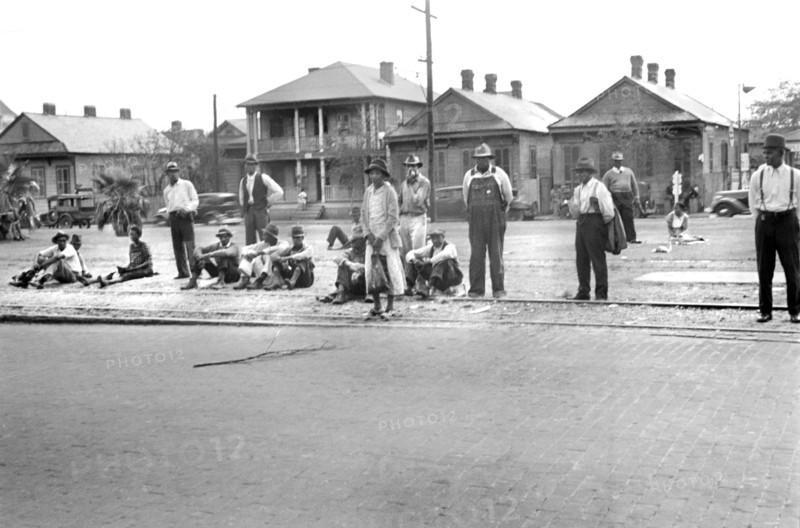 Applicants waiting for jobs in front of FERA offices