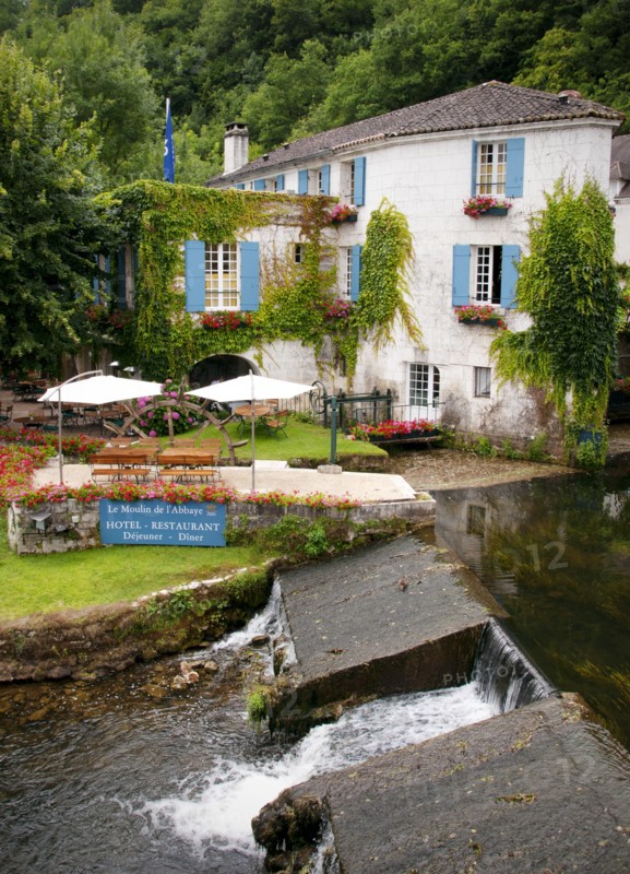 French Restaurant near River