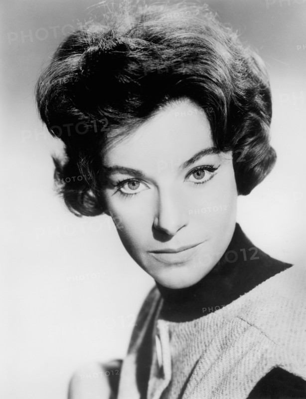 Maureen Connell
