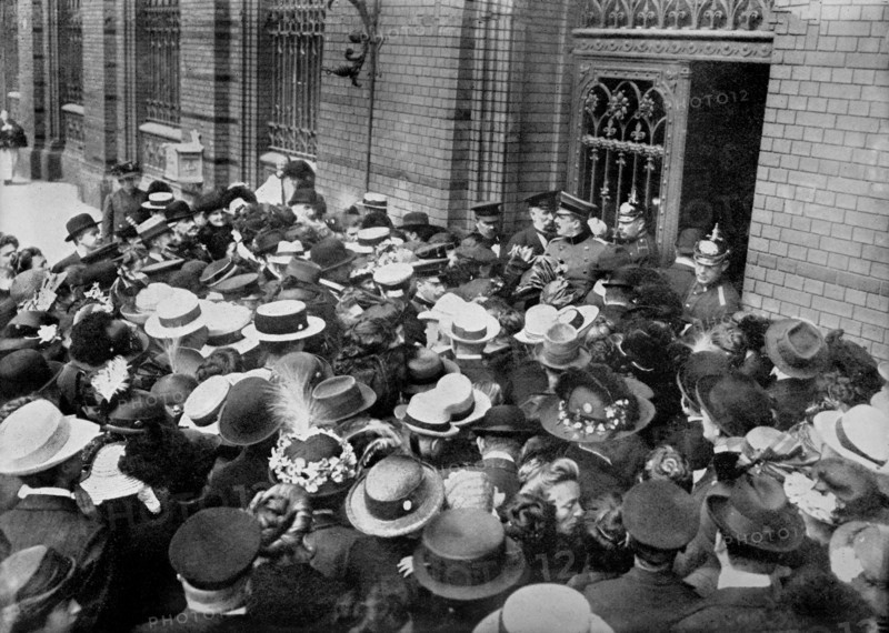 Crowd of People Rushing Door of Bank at Beginning of World War I