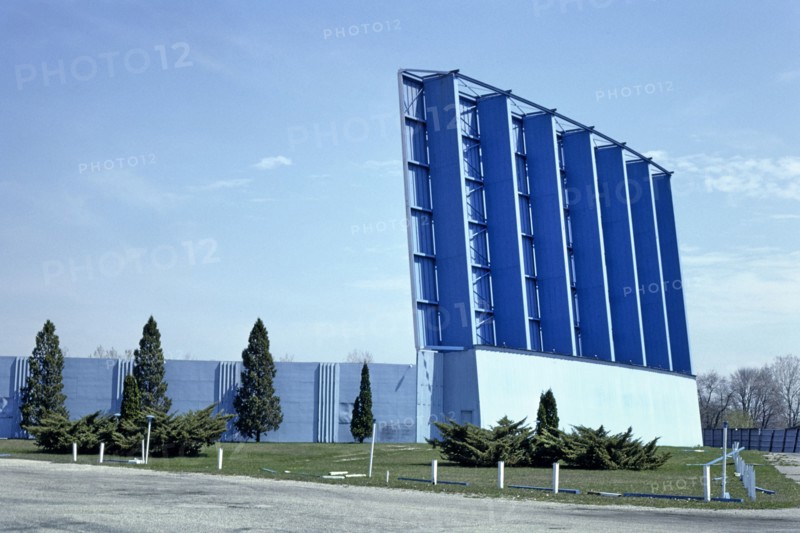 Miracle Mile Drive-In, Bloomfield Hills,