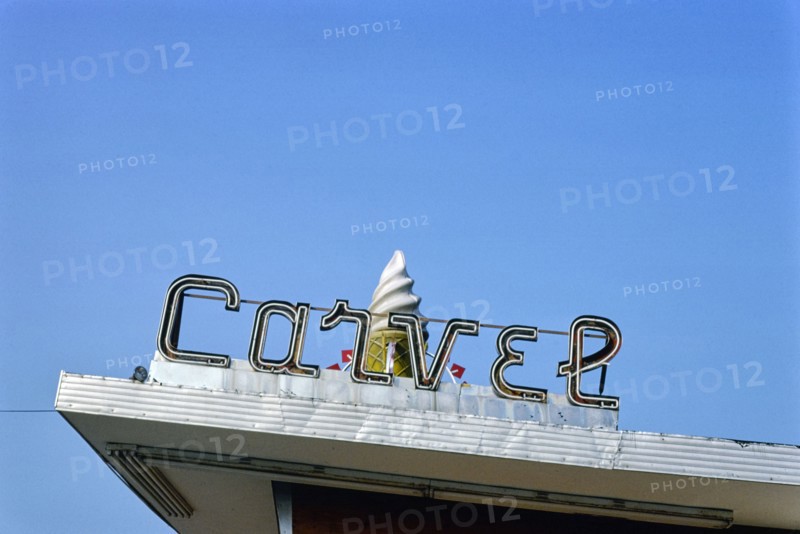 Carvel ice cream sign, Darien,