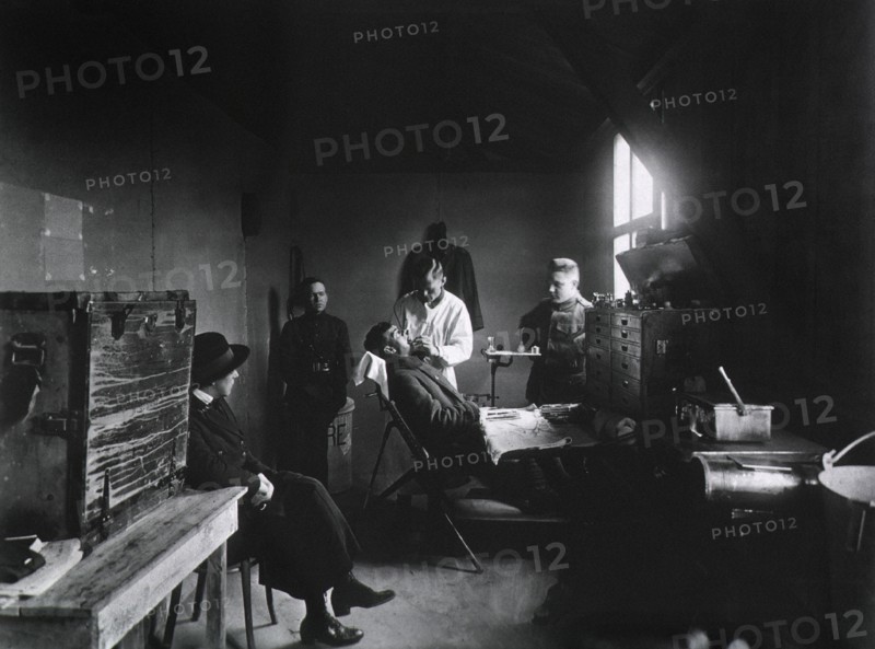 Dental Office at U.S. Army Camp Hospital no. 11 during World War I, St. Nazaire,
