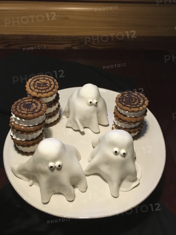 Halloween Baked Goods,,