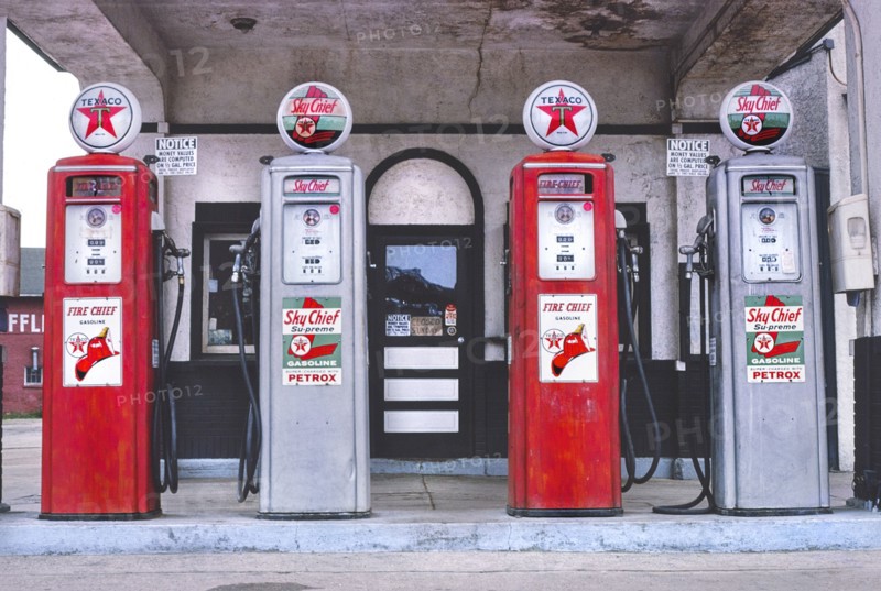 Four Texaco Pumps, Red Star Filling Station