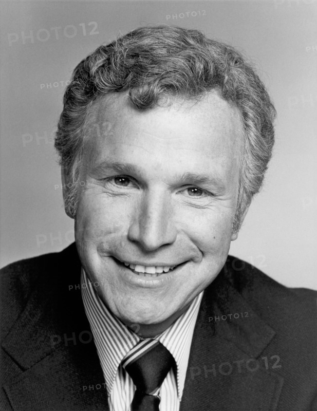 Wayne Rogers