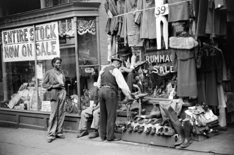 stores, retail, economies, Memphis, historical,