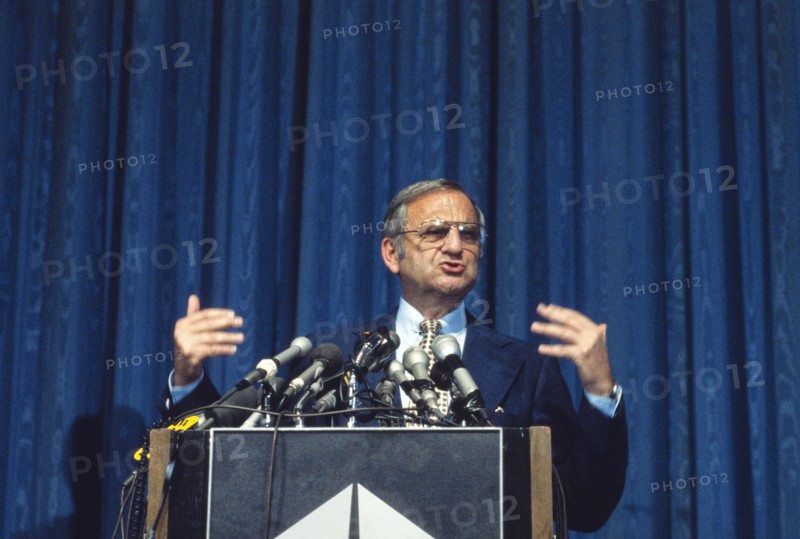 Lee Iacocca, automobile industry, politics, business and finance, historical,