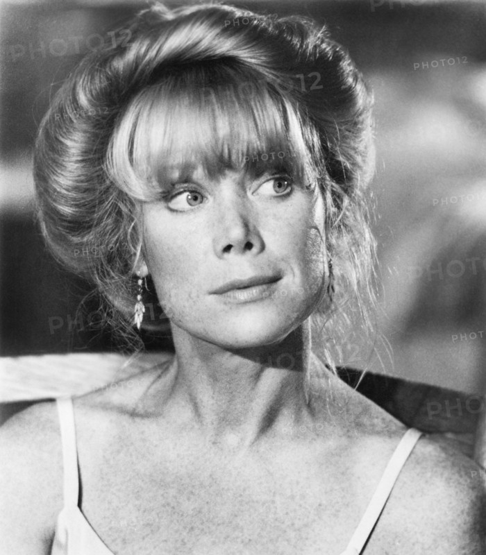 Sissy Spacek, woman, actress, celebrity, entertainment, historical,