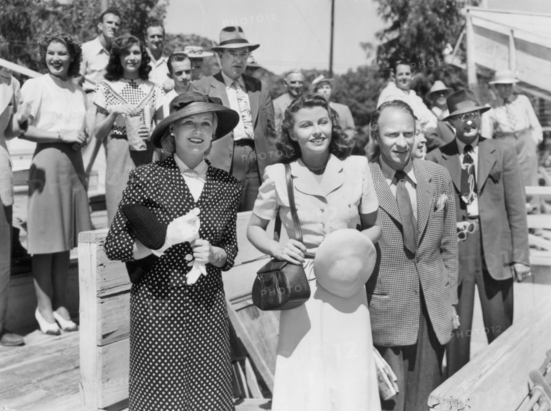 Vivian Austin  (center)