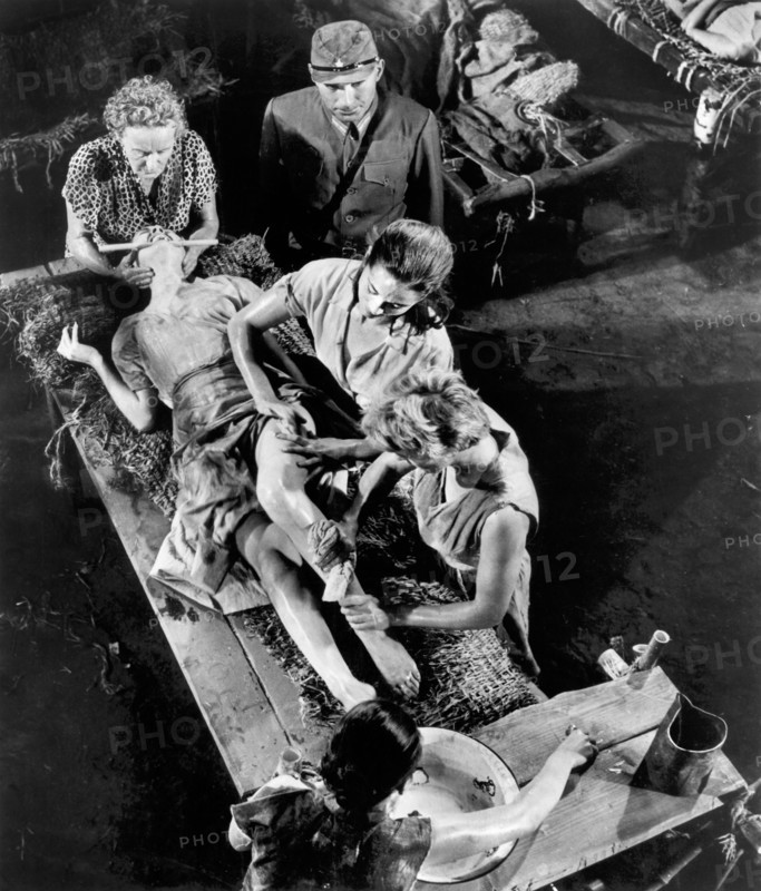 Mary Merrall (upper left)
