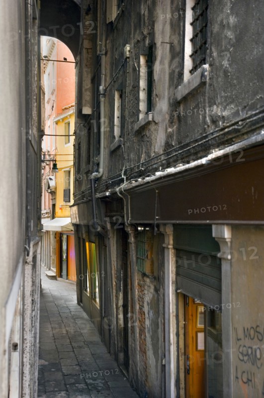 Narrow Alley