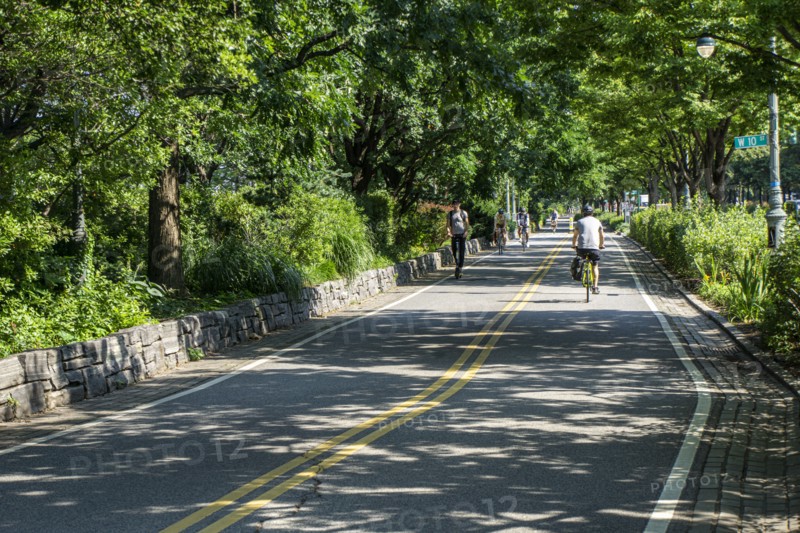 West Side Bicycle and Jogging Lanes