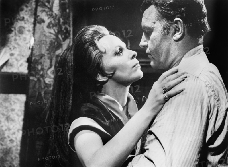 Claire Bloom