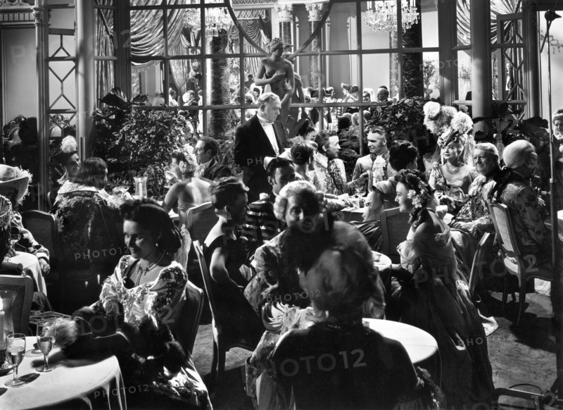 Restaurant Scene