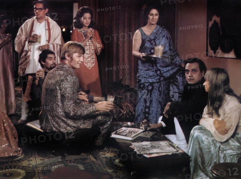 Michael York (seated