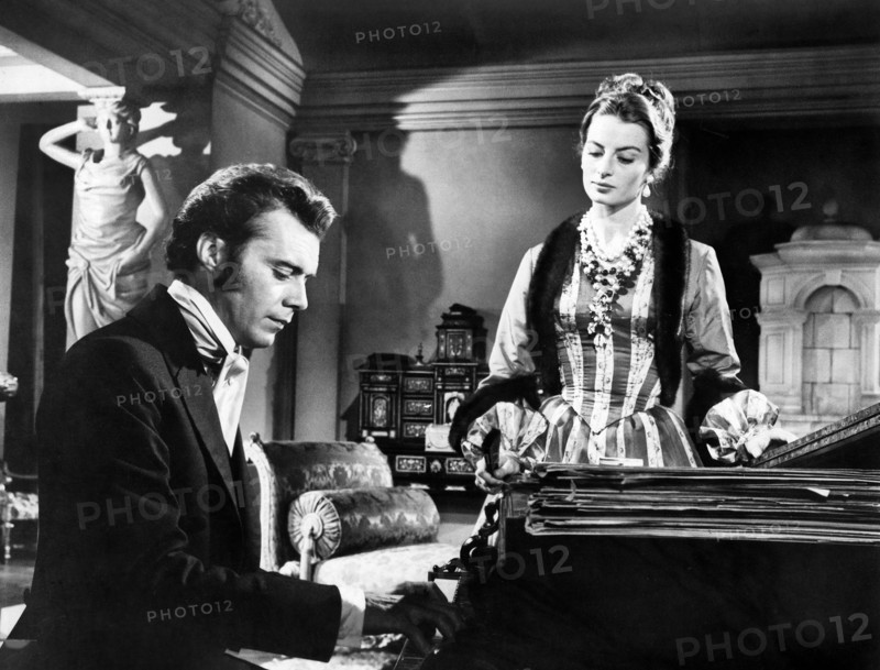 Dirk Bogarde