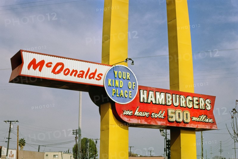 McDonald's fast food restaurant sign