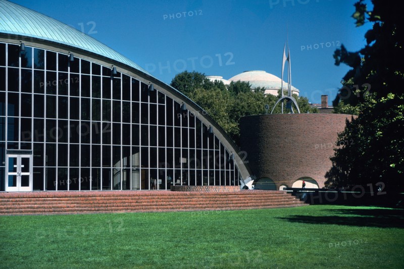 Kresge Auditorium and Chapel