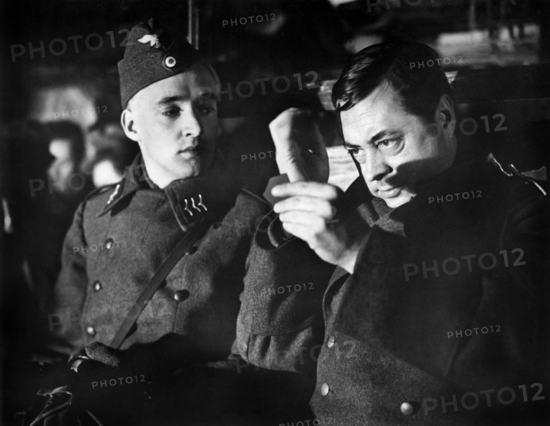 Oskar Werner (left)