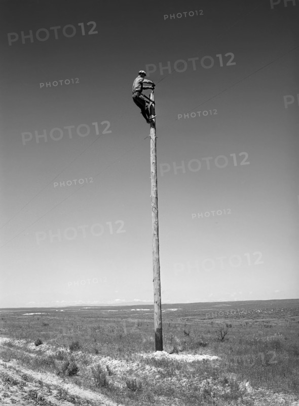 Lineman, Canyon County, Idaho, USA, Russell Lee, U.S. Farm Security Administration, May 1941
