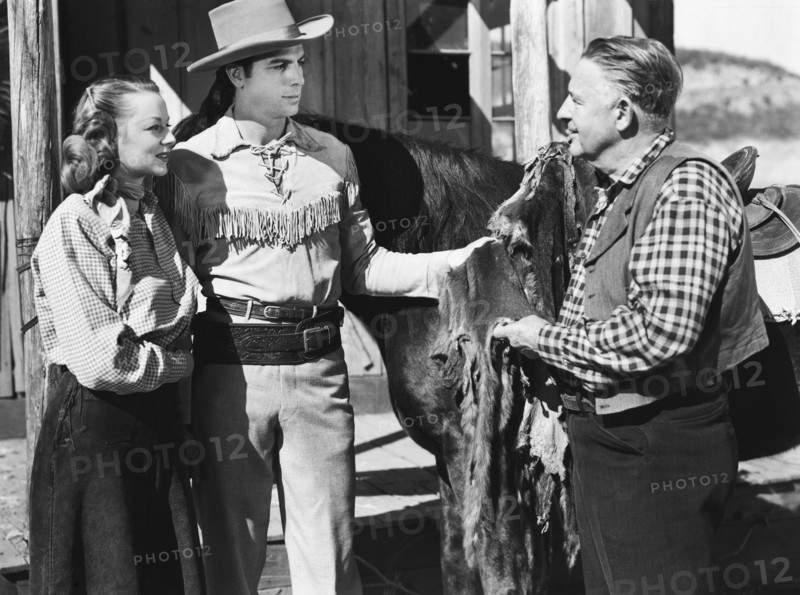 Jennifer Holt, Richard Arlen (center), on-set of the film, "Buffalo Bill Rides Again", Screen Guild Productions, 1947