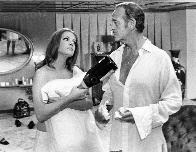 Virna Lisi, David Niven, on-set of the film, "The Statue", Cinerama Releasing, 1971
