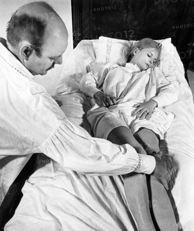 Ulf Palme, Lone Hertz, on-set of the Danish film, "Dr. Glas", original title:, "Doktor Glas", Laterna Film, 1968