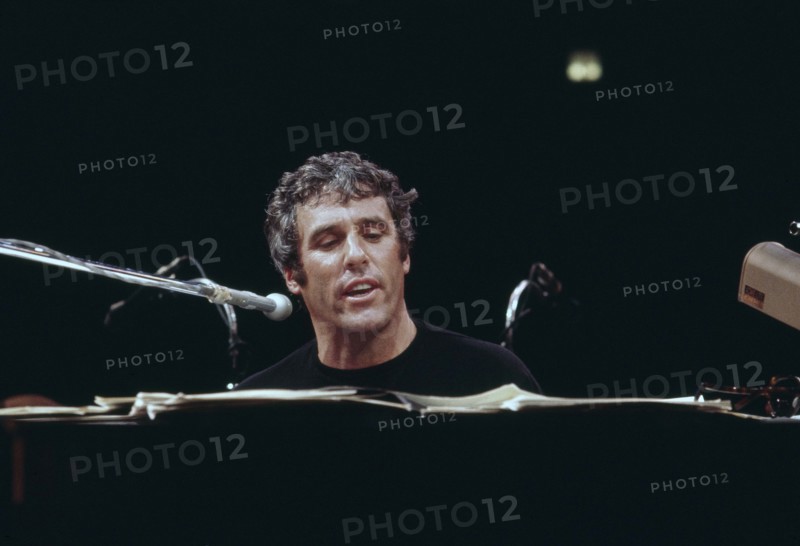 Burt Bacharach, American composer and pianist, half-length portrait during rehearsal, Long Island, New York, USA, Bernard Gotfryd, 1975