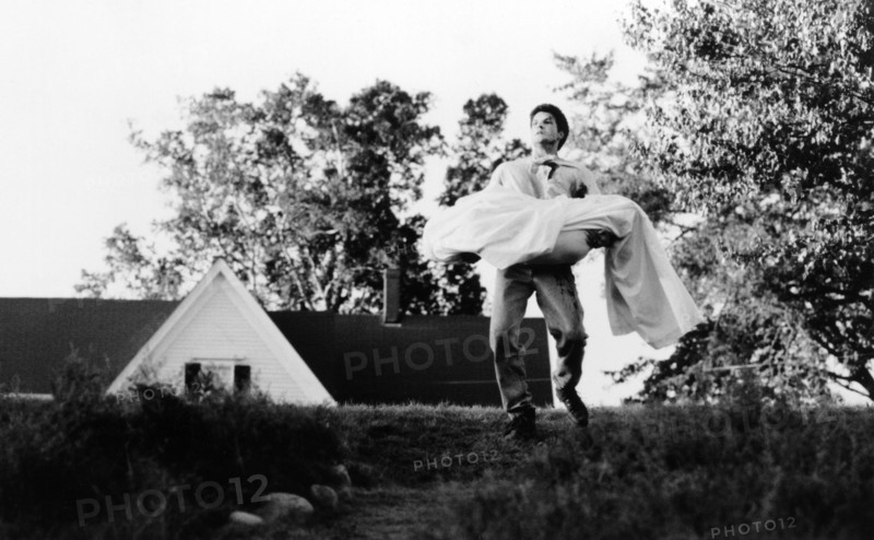 Dale Midkiff, on-set of the film, "Pet Sematary", Paramount Pictures, 1989