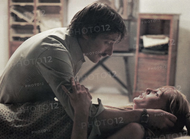 Lewis Fiander, Prunella Ransome, on-set of the Spanish film, Who Can Kill A Child?", Spanish title: "Quién puede matar a un niño?", aka  "Island Of The Damned", Manuel Salvador released 1976, American International Pictures, 1978