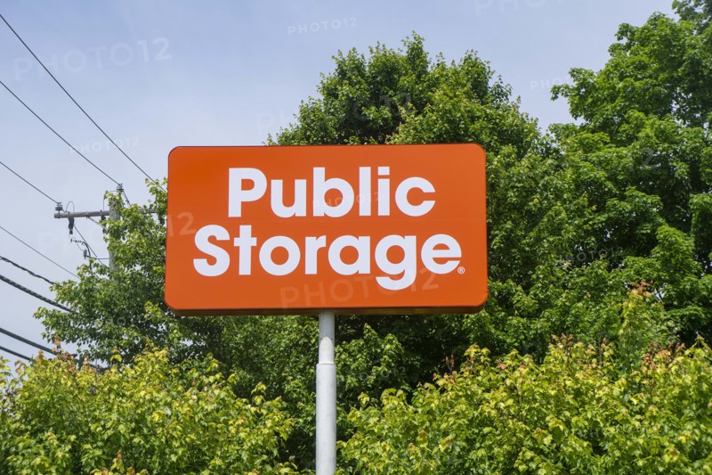 Public Storage, self-storage facility, Street Sign, Danbury, Connecticut, USA