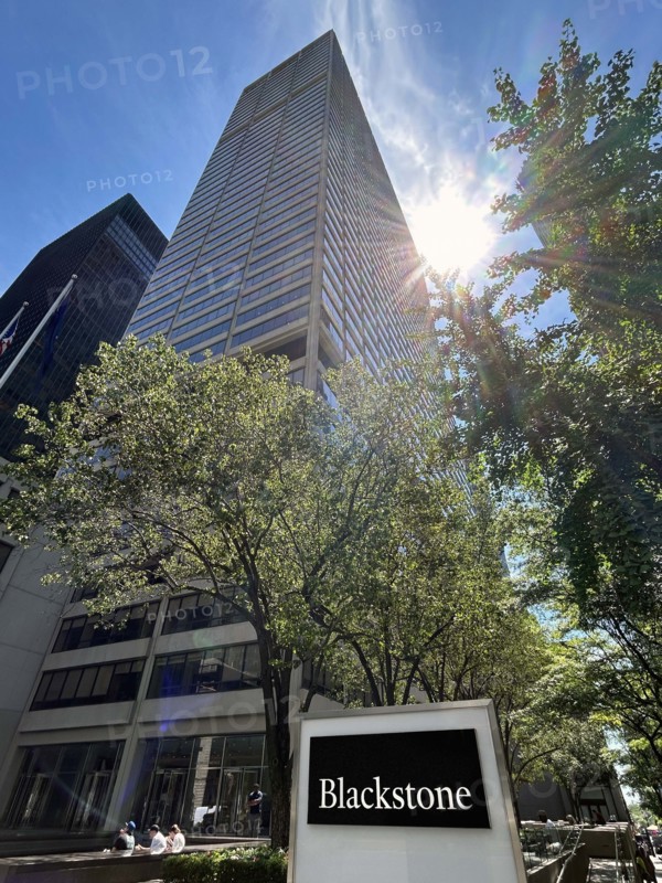Blackstone, American alternative investment management company, company sign and building exterior, low angle view, Park Avenue, New York City, New York, USA