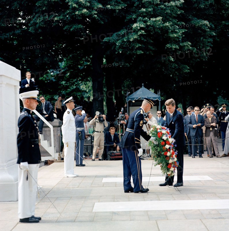 U.S. President John F. Kennedy placing wreath at Tomb of the Unknown Soldier during Memorial Day ceremonies, Arlington National Cemetery, Arlington, Virginia, USA, Cecil Stoughton, White House Photographs, May 30, 1963
