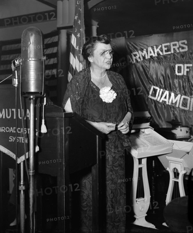 U.S. Secretary of Labor Frances Perkins delivering speech at 75th anniversary gala celebration of the International Cigar Makers Union, Raleigh Hotel, Washington, D.C., USA, Harris & Ewing, July 29, 1939