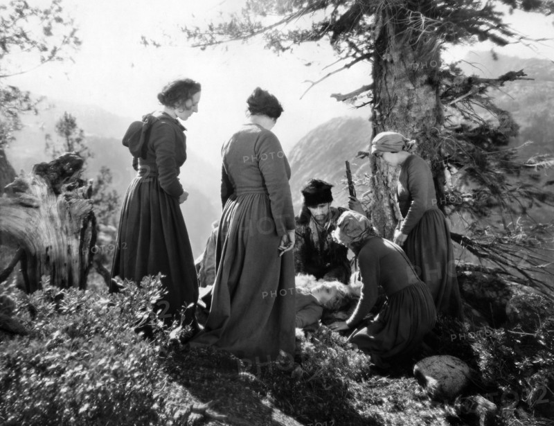 Johnny Mack Brown, Eleanor Boardman, on-set of the western film, "The Great Meadow", MGM, 1931