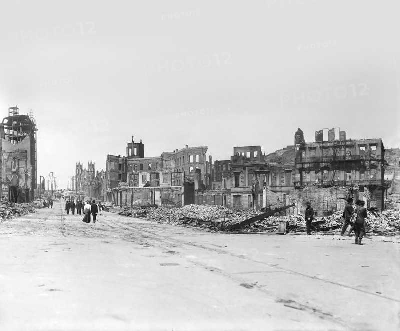 Columbus Avenue looking north, area known as Latin Quarter after earthquake, Saint Peter's and Saint Paul's Italian Catholic Church in background, San Francisco, California, USA, U.S. Army Signal Corps, April 1906
