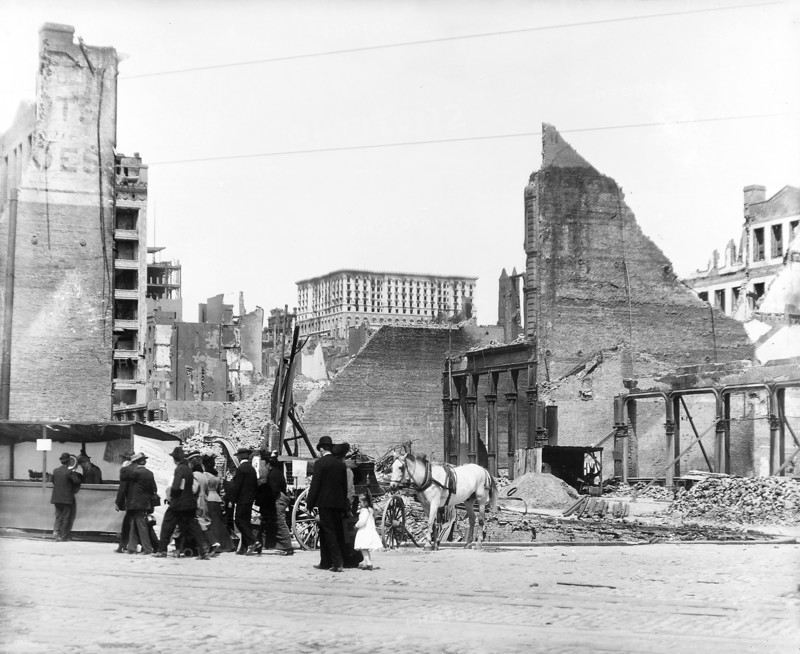 Damaged buildings after earthquake in the vicinity of California and Mason Streets with the Fairmont Hotel in background, San Francisco, California, USA, U.S. Army Signal Corps, April 1906