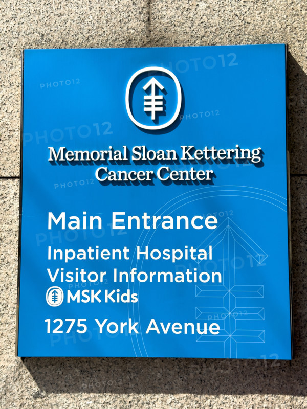 Memorial Sloan Kettering Cancer Center, building exterior, main entrance sign, 1275 York Avenue, New York City, New York, USA