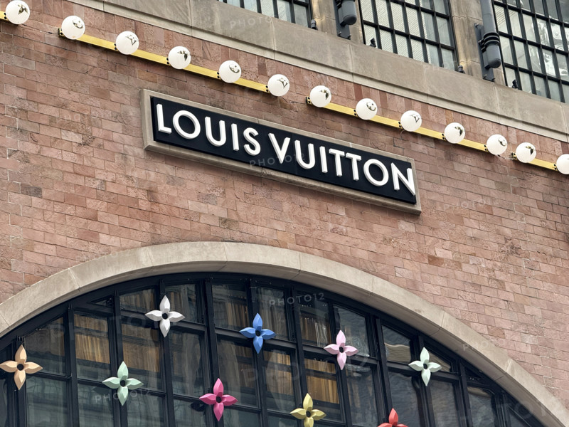 Louis Vuitton store, building exterior, New York City, New York, USA
