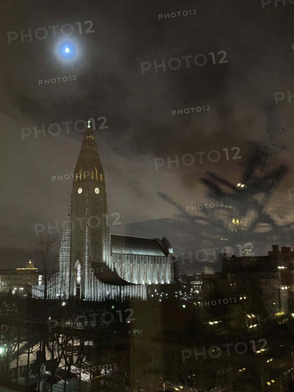 Hallgrimskirkja church at night, Reykjavík, Iceland