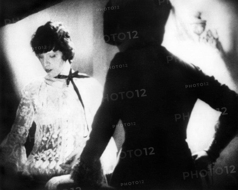 Lotte Lenya, on-set of the German musical film, "The Threepenny Opera", German title: "Die 3 Groschen-Oper", photo by Hans Casparius, Nero-Film, Tobis Filmkunst, Warner Bros. Pictures GmbH, 1931