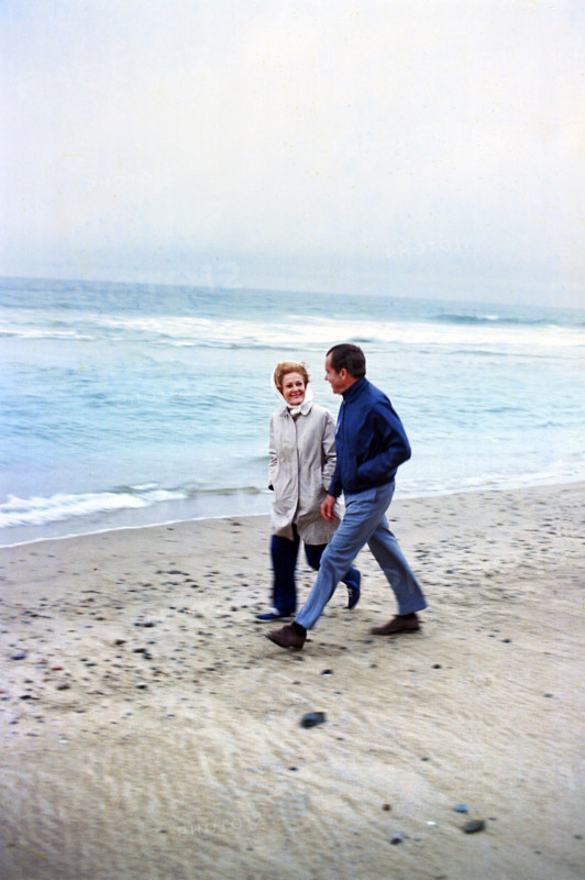 U.S. President Richard M. Nixon and U.S. First Lady walking along the beach, San Clemente, California, USA, White House Photo Office, January 13, 1971