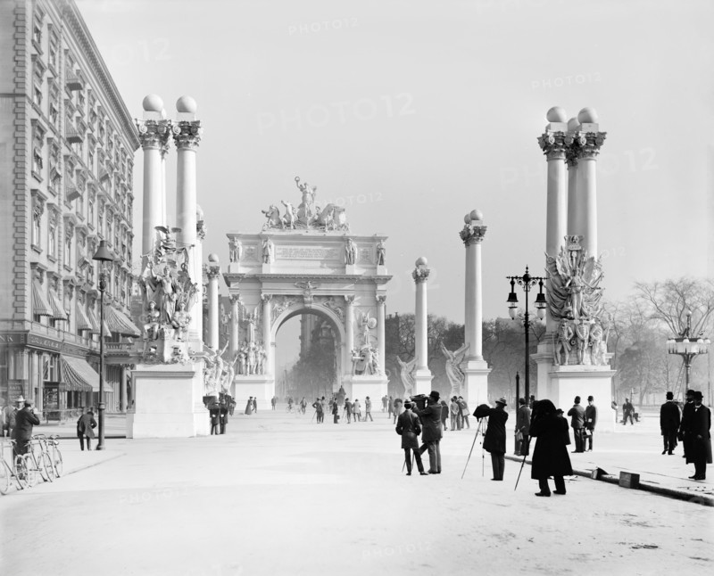 Dewey Arch, New York City, New York, USA, Detroit Publishing Company, 1900