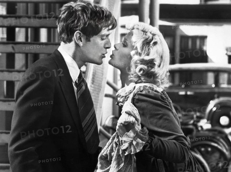 William Atherton, Karen Black, on-set of the film, "The Day Of The Locust", Paramount Pictures, 1975